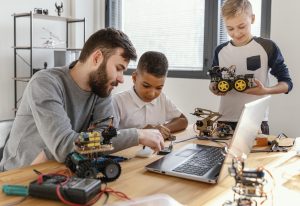 TRAINING IMPLIMENTASI RPA ROBOTIC DI MAKASSAR