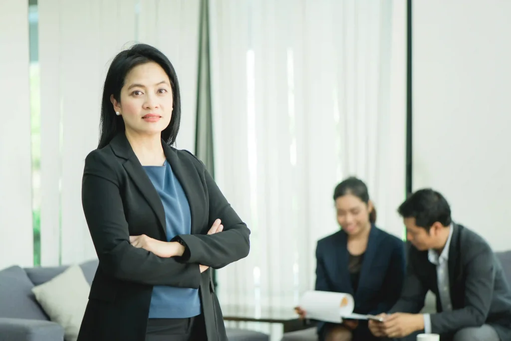 TRAINING LEADER AS COACH DEVELOPING PEOPLE THROUGH EFFECTIVE COMMUNICATION & MENTORING