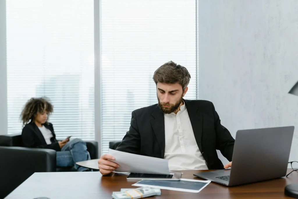 TRAINING MANAGEMENT ANALYSIS FOR RISK, COMPLIANCE & GOVERNANCE