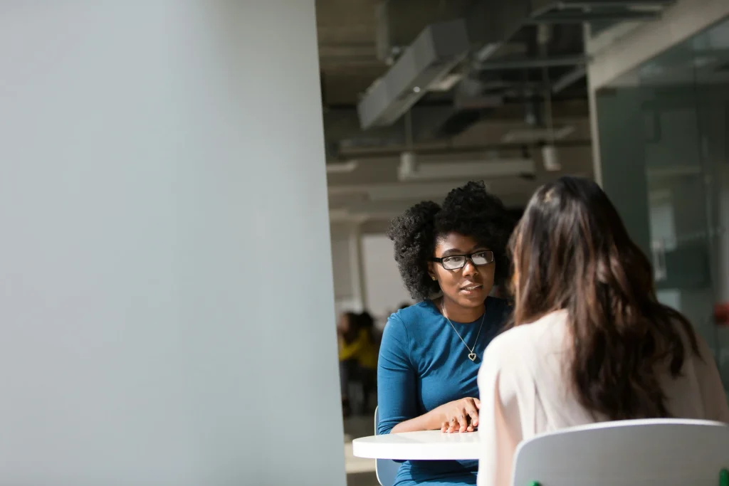 TRAINING PUBLIC SPEAKING & COMMUNICATION FOR CUSTOMER SERVICE EXCELLENCE