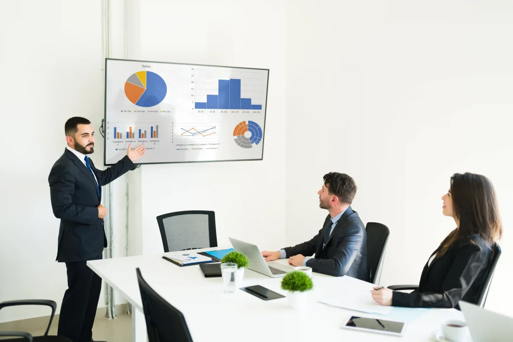 TRAINING PUBLIC SPEAKING & CONFIDENCE BUILDING FOR NEW MANAGERS