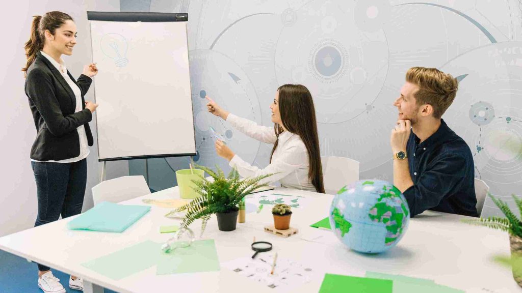 TRAINING ESG UNTUK MENINGKATKAN DAYA SAING PERUSAHAAN