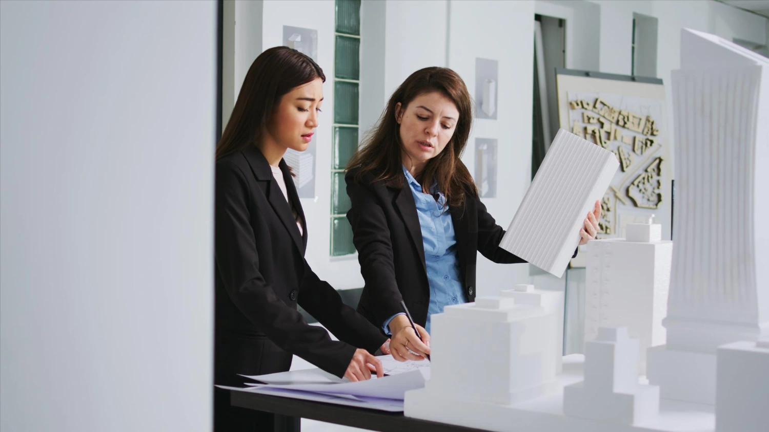 TRAINING BRANCH PROFESSIONAL BRANCH MANAGEMENT