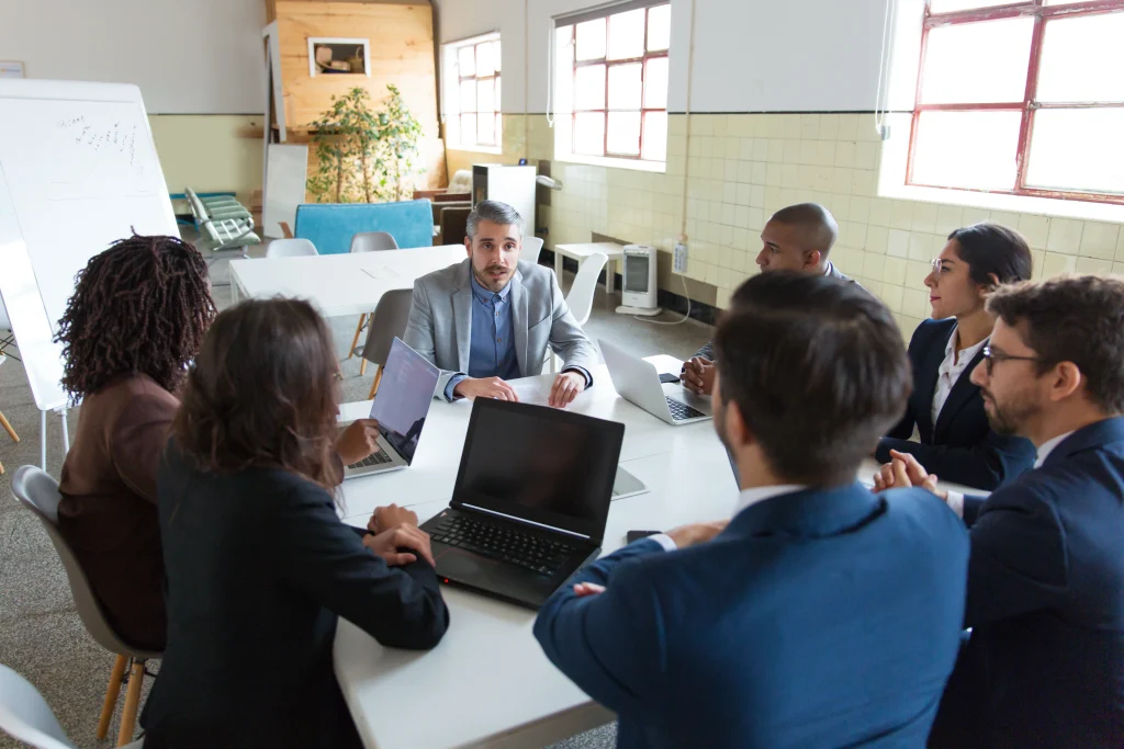 TRAINING COMPREHENSIVE MANAGERIAL SKILLS AND LEADERSHIP
