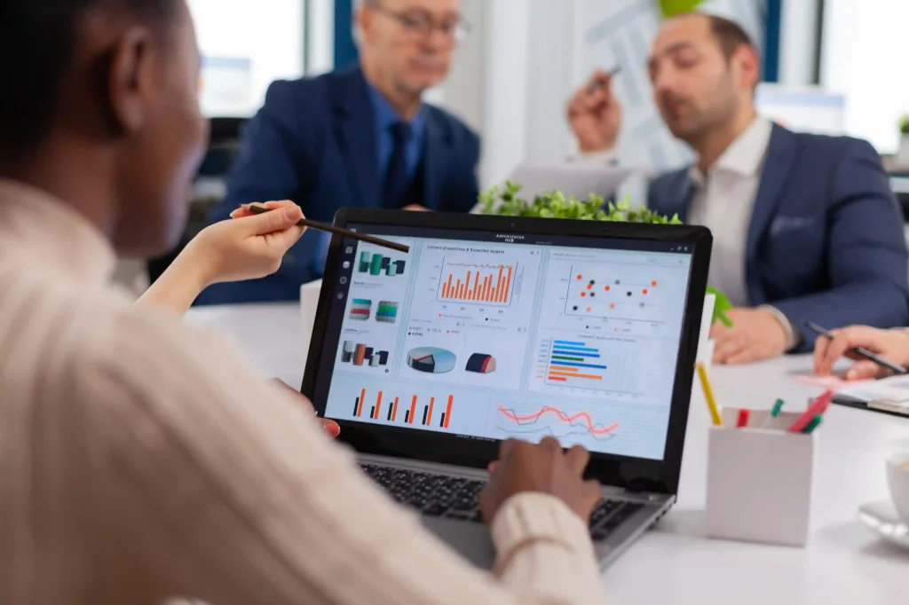 TRAINING MICROSOFT POWER BI UNTUK ANALISIS DATA