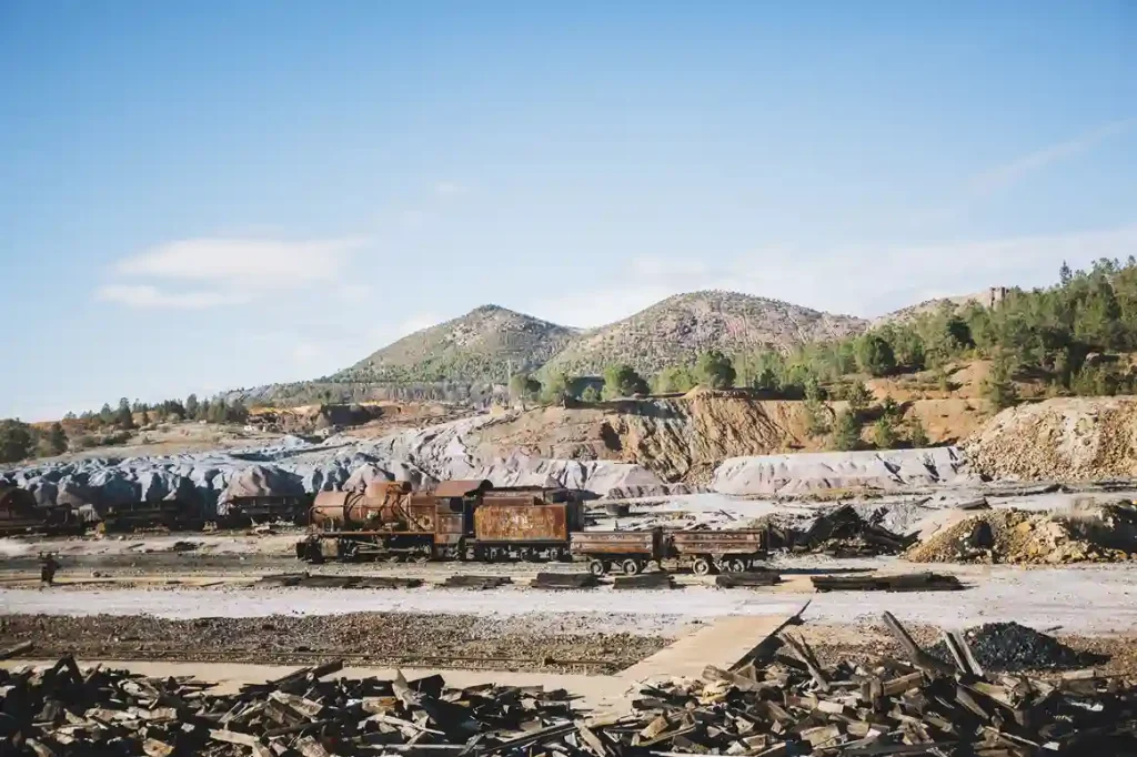 TRAINING OPEN PIT MINING OPERATION
