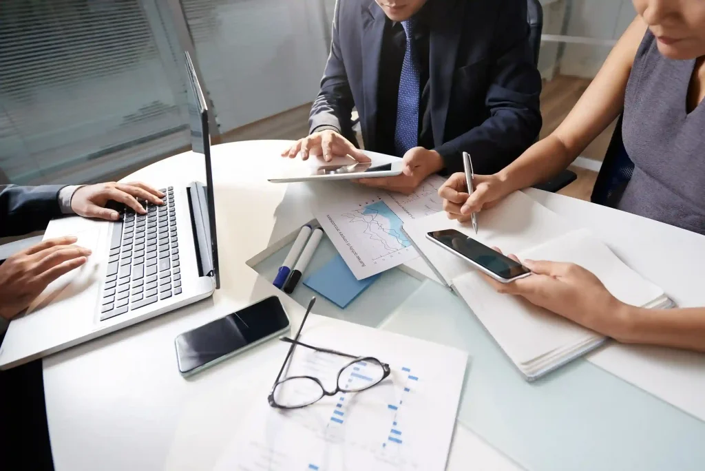 TRAINING CORPORATE SOCIAL RESPONSIBILITY (CSR) STRATEGY