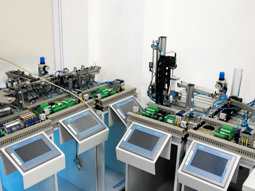 Training Industrial Automation & PLC for Maintenance